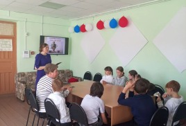 БИБЛИОЗАБАВА "СВЕРХУ ПАР, СНИЗУ ПАР - КИПИТ РУССКИЙ САМОВАР"